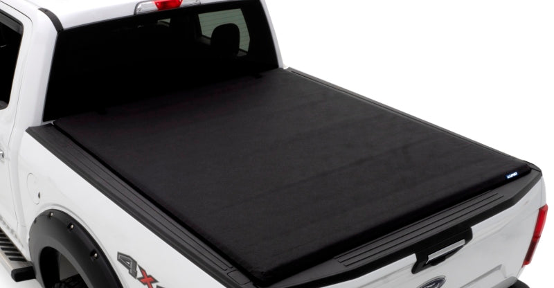 Lund 99-13 Ford F-250 Super Duty (6.8ft. Bed) Genesis Roll Up Tonneau Cover - Black